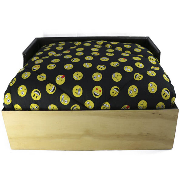 Cama para mascotas en madera - Image 7