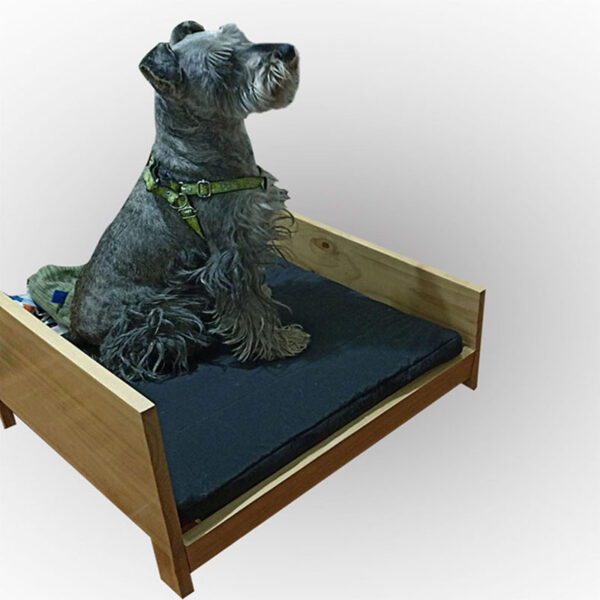 Cama para mascotas en madera - Image 6